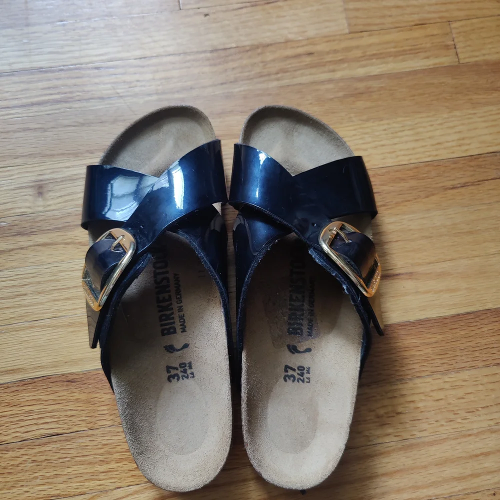 Birkenstock Big Buckle Siena Glossy Patent Black Sandals Size 7 US - Picture 3 of 7